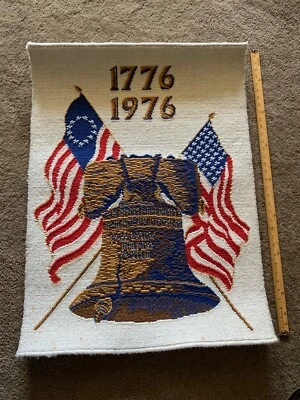 Alfombra de piso Freedom vintage Liberty Bell Bicentenario 1716-1976 Carpet Co. Foto 1 de 4