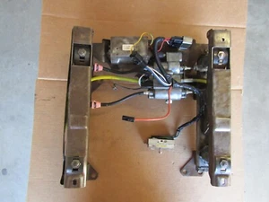 1968-1972 GM A Body Left Bucket Seat Power Track Chevelle Cutlass Skylark Lemans - Picture 1 of 18
