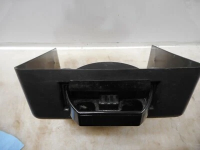 2002 LAND ROVER DISCOVERY II REAR UNDER CONSOLE ASHTRAY Foto 1 de 4