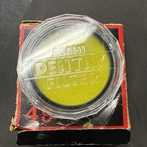 Asahi Pentax 49mm Screw-In Yellow Y2 Camera Lens Filter w/ Case From USA - Picture 1 of 4