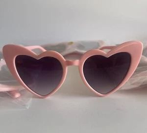 Heart Shaped Sunglasses- Novelty Retro Party Bachelorette Wedding Party 20 PAIRS - Picture 1 of 7
