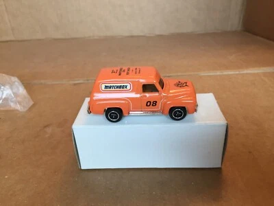 CAMIÓN MATCHBOX EDICIÓN ESPECIAL LIMITADA FORD F100 27ª Convención Anual Exposición de Juguetes Foto 1 de 4