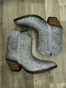 NIB Dingo Boots Women Rhinestone Cowgirl Silver Size 9.5 - Picture 1 of 16