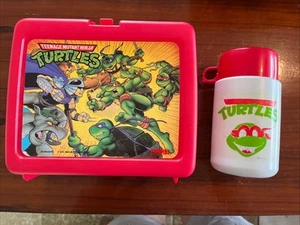 1993 Mirage Studios Teenage Mutant Ninja Turtles CON Thermos Lunch Box Vintage - Foto 1 di 23