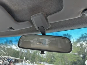 TOYOTA HILUX NON LIGHT TYPE, 10/01-03/05 INTERIOR MIRROR - Picture 1 of 9