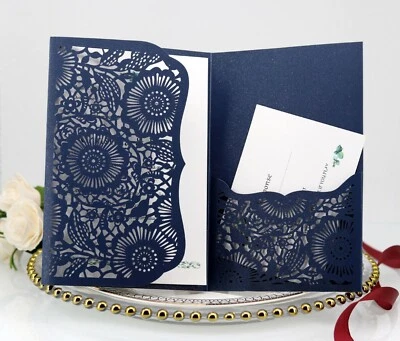 Tarjeta de invitación de negocios de hotel de cinco estrellas de boda corte láser de alta calidad púrpura 100 Foto 1 de 4