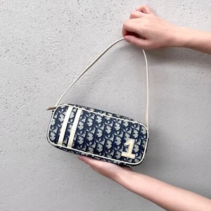 RAR☆☆☆Authentische CHRISTIAN DIOR Trotter PVC No.1 Y2K Style Schultertasche Navy & Weiß - Bild 1 von 12