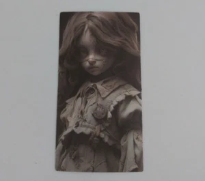 Haunted Evil gruselige Puppen Aufkleber 2,5"" x 1 3/8"" (W) - Bild 1 von 2