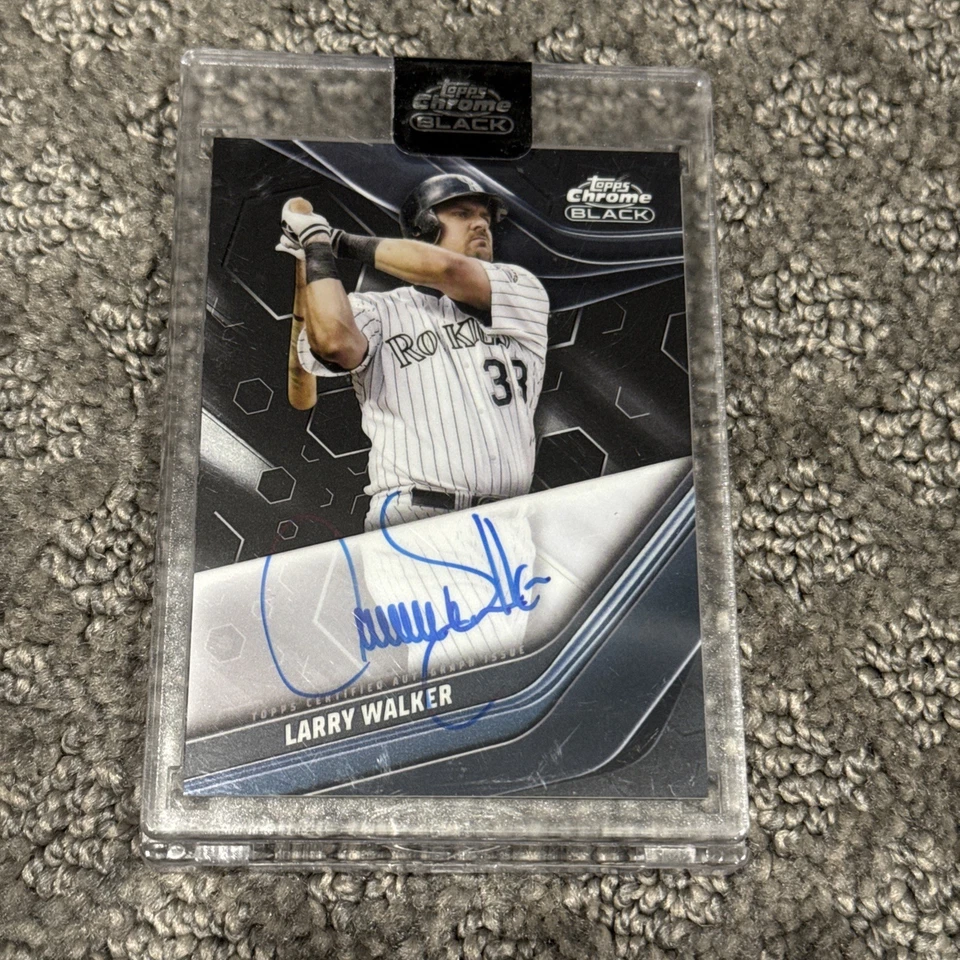 2020 Topps Chrome Black Chrome Black Auto Larry Walker HOF - Image 1 of 3