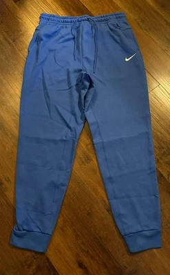 Calça jogger Nike masculina de lã primária Dri-FIT HF6927-493 azul royal média - Imagem 1 de 4