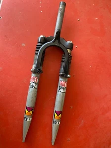 Rock Shox Mag 21, 26" MTB front suspension fork, 1" threaded steerer & air pump - Picture 1 of 14
