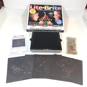 Lite Brite Classic Set + Heringe & Vorlagen in Schachtel Spaß Leuchtspielzeug getestet/funktioniert - Bild 1 von 12
