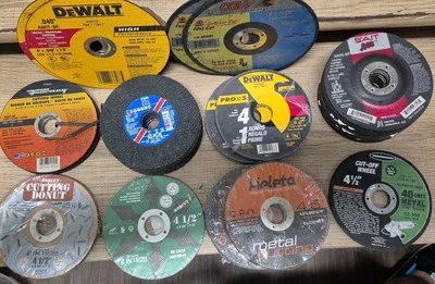 4-1/2" x 7/8" Cut off Wheels Various Stainless Steel Metal Cutting Discs 117 Pcs - Image 1 of 4