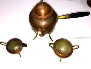 Set teiera, crema e zucchero vintage Gottfrid Carlson Eskhileuna rame e ottone - Foto 1 di 11