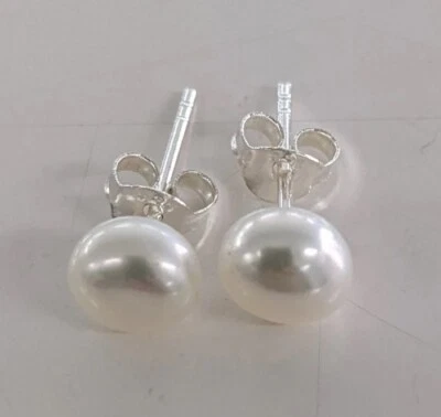 925 Sterling Silver 7mm Cultured Pearl Stud Earrings Gift Box June Birthstone - Image 1 of 4