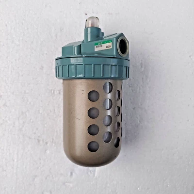 CKD 3002E-4C Pneumatic Filter CKD 3002E-4C 2403 G JAPAN - Image 1 of 4