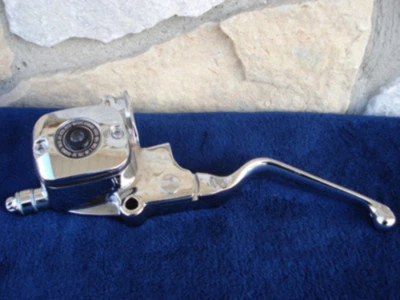 MASTER CYL DUAL DISC 11/16" DOT 5 BRAKE CONTROL FOR HARLEY REPL OE # 45013-96 - Image 1 of 2