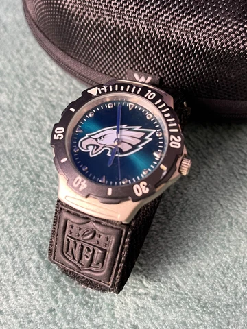 Philadelphia Eagles NFL watch sport team fan agent series one size fit most Cover