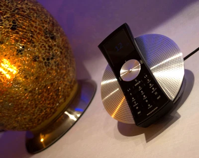 Altavoz Beocom 5 Bang and Olufsen B&O teléfono residencial fijo negro VOIP (933) Foto 1 de 4