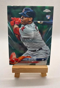 2018 Topps Chrome Rafael Devers RC Green Refractor Rookie #17/99 - Picture 1 of 2