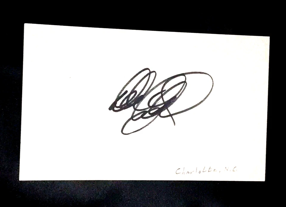 DALE EARNHARDT SR. NASCAR RACING HOF LEGEND SIGNED AUTOGRAPHED INDEX CARD 3X5 B - Image 1 of 1