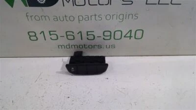 Interruptor de control de tracción Chevrolet Spark 2019-2022 OEM 95322835 Foto 1 de 4