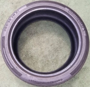 285/35R21 Continental ContiSportContact 5P Tire 285/35ZR-21 MO Mercedes Benz 50% - Picture 1 of 8