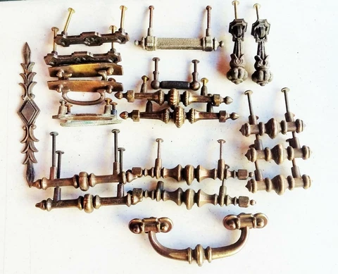 ANTIQUE LOT Furniture Drawer Knobs Pulls Hardware Architectural Salvage 88 Cover
