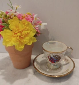 VTG Collectible Bone China Demitasse LAS VEGAS teacup/saucer - JAPAN - Picture 1 of 7