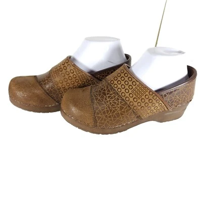  Santia Women's EU39 EU8-8,5 Brown Leather Patchwork Embossed Professional Clogs - Image 1 of 4