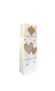 ENGAGEMENT BOTTLE BAG WINE CHAMPAGNE GIFT PARTY CREAM AND GOLD PRESENT WRAP - Picture 1 of 1