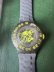 Swatch Scuba 200 Grey And Yellow Ref IR13 - Picture 1 of 8