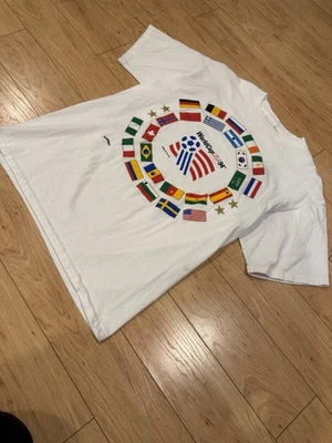 Camiseta Vintage 1994 Copa Mundial EE. UU. Nuez moscada XL Fútbol Banderas Gráfico Años 90 Foto 1 de 4