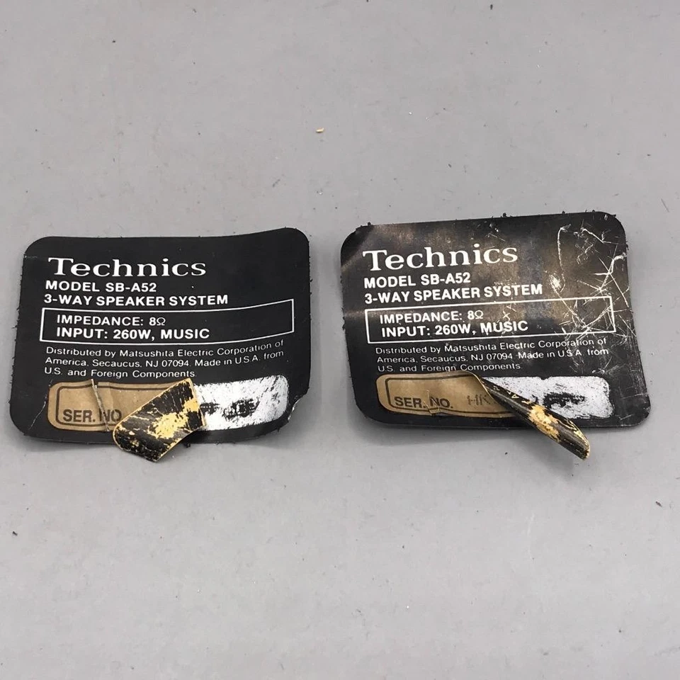 Par de emblemas de etiqueta de altavoz Technics SB-A52 Foto 1 de 1
