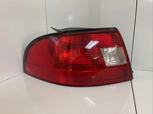 2000-2003 Mercury Sable Driver Side Tail Light - Picture 1 of 10