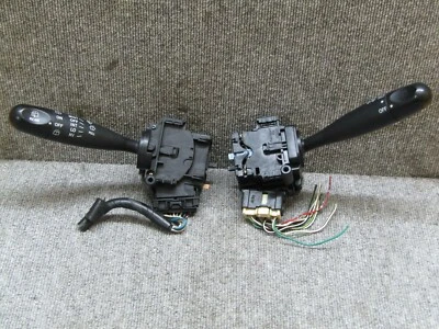 Toyota BB XB Scion NCP RHD 2001 2005 columna de interruptor de combinación de dirección JDM OEM Foto 1 de 4