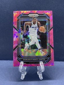 2022-23 Panini Prizm Pink Cracked Ice Dorian Finney-Smith #197 Dallas