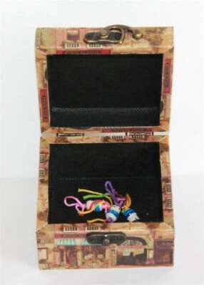 304 Holzbox Box Kiste Kästchen Glückspüppchen Café 10x10x6 cm - Bild 1 von 4