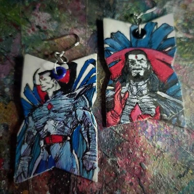 Pendientes o collar pintados a mano X-Men Mr Sinister hechos a mano Foto 1 de 4