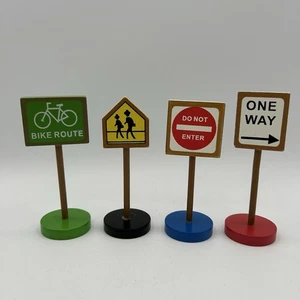 Thomas & seine Freunde Holzeisenbahn Zug Verkehrsschilder, 4 Stück - Bild 1 von 10