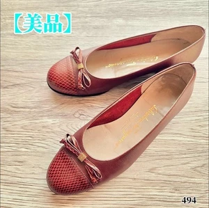 Women 5.0US Ferragamo Shoes Salvatore Flat Pumps Red Brown Limited Edition VHTF - Picture 1 of 10