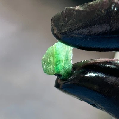 100% Natural Green Emerald Rough From Zambian Earth Mined 5.5Cts Healing Rough - Image 1 of 4