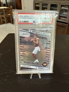 2024 Panini Absolute - Rookies Jayden Daniels #102 (RC) - Picture 1 of 2