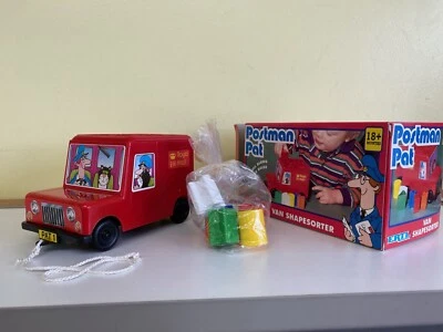NEW Vintage Postman Pat Van Shapesorter by Ertl — 第 1/3 张图片