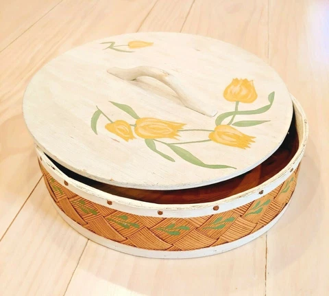 Hand Crafted & Hand Painted Vintage Scandinavian 13" Wooden Bread Basket w Lid Cover