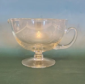 Classic Blown Glass Clear Pedestal Sauce/Gravy Boat Footed w Pour Spout Handle - Picture 1 of 5