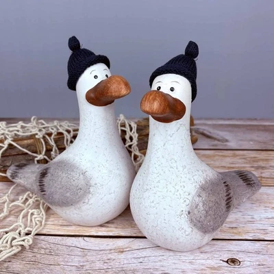 2er-Set Deko Möwe Hinnerk 18cm aus Keramik mit Pudelmütze maritime Figur - Bild 1 von 3