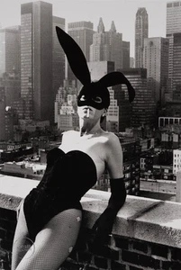 VTG Helmut Newton Photo Print Elsa Peretti PhotogravurePortrait 1991 Mat 16x20 - Picture 1 of 2