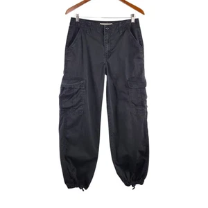 Levi’s '94 Baggy Cargo Pants Black Size 28 Straight Leg Mid-Rise Flap Pockets - Picture 1 of 12