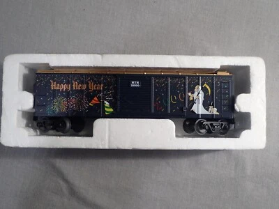MTH Rail King Freight Box Car No.30-7460 Happy New Year 2000 O And O-27 - Image 1 of 4